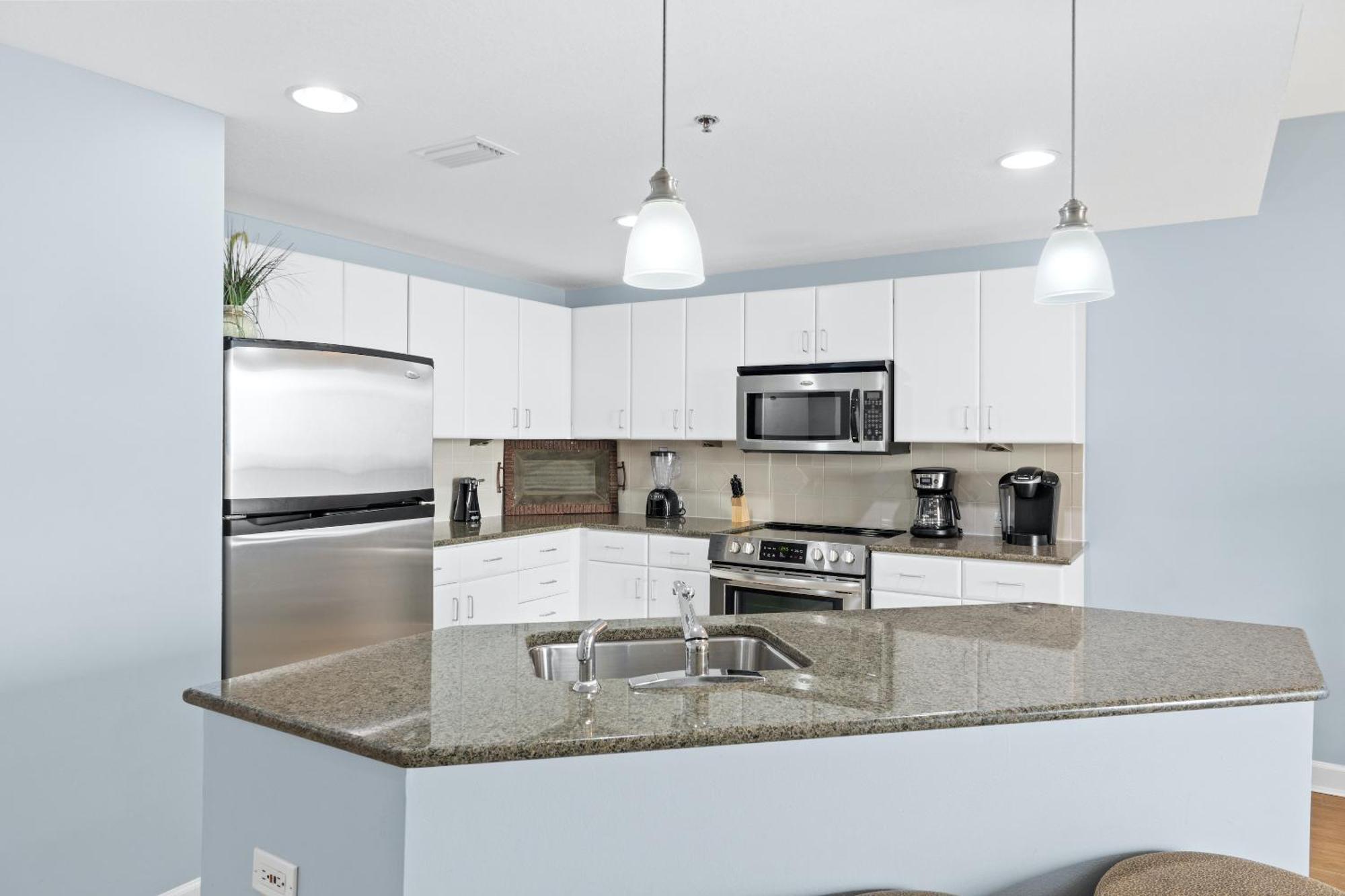 Grand Panama Beach Resort Pet Friendly Rentals By Panhandle Getaways Panama City Beach Rom bilde