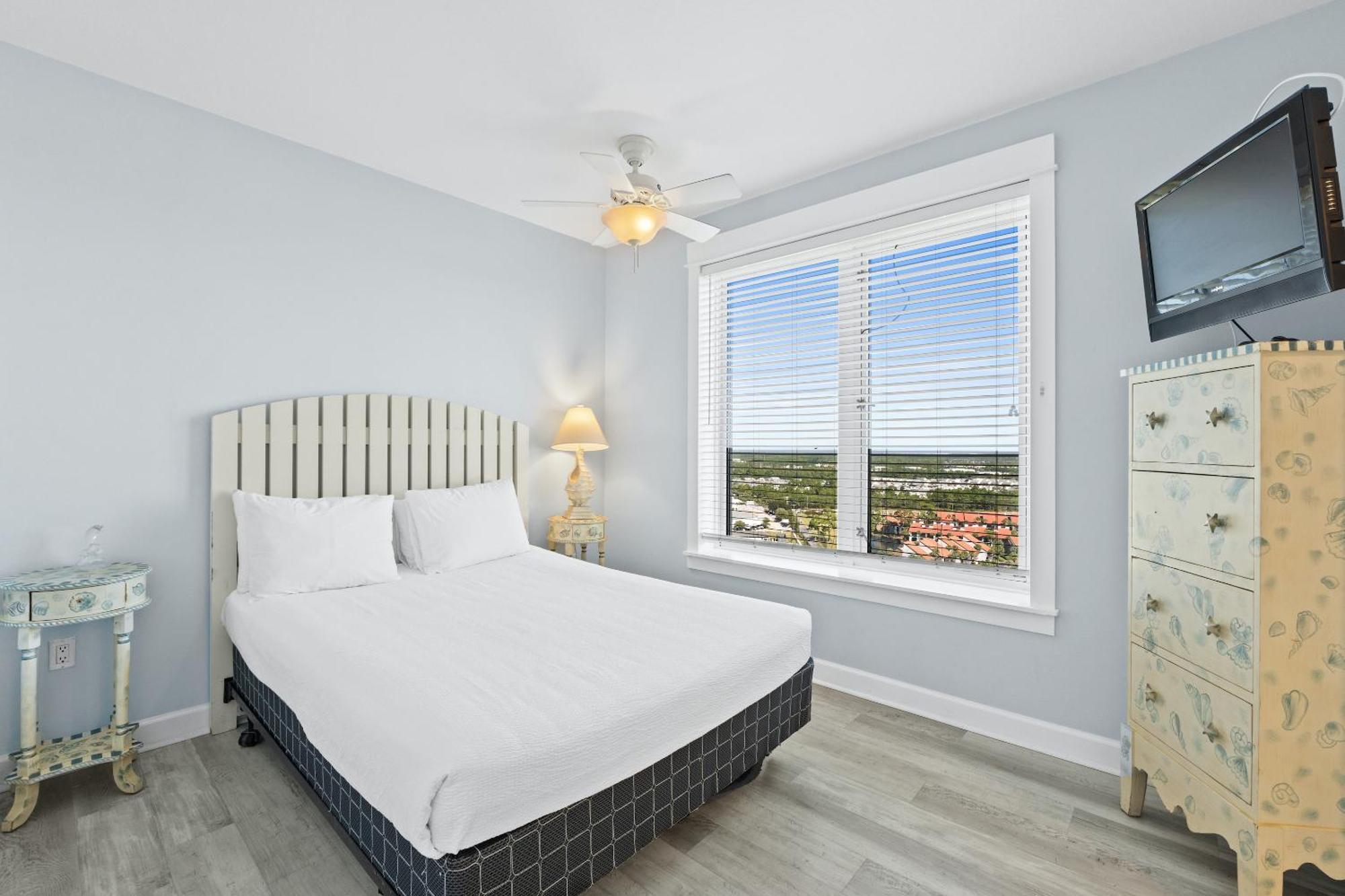 Grand Panama Beach Resort Pet Friendly Rentals By Panhandle Getaways Panama City Beach Rom bilde
