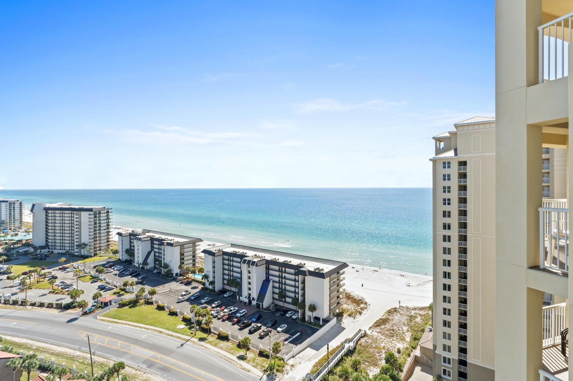 Grand Panama Beach Resort Pet Friendly Rentals By Panhandle Getaways Panama City Beach Rom bilde