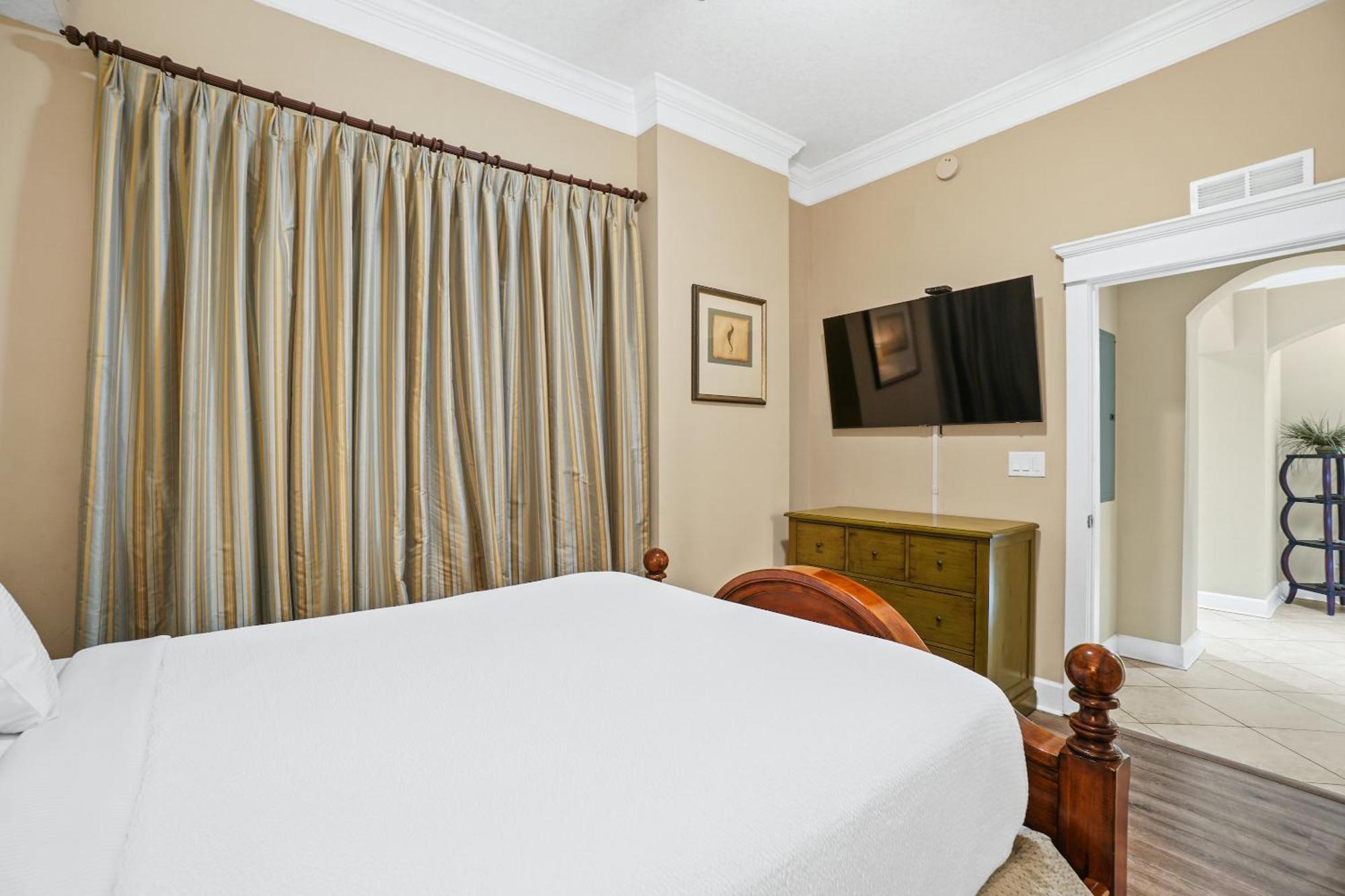 Grand Panama Beach Resort Pet Friendly Rentals By Panhandle Getaways Panama City Beach Rom bilde